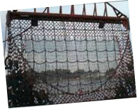 Scallop dredge with turtle chains