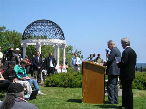 photo: Wisconsin Department of Natural Resources Secretary Scott Hasset and Duluth Mayor Herb Bergson make remarks at Summit I in Duluth, MN (photo by Council of Great Lakes Governors)