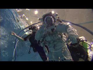 <b>24. SM4 Neutral Buoyancy Lab B-roll: Egress and Post-Run Meeting:</b> HST close-out and post-run debrief with Goddard engineers.