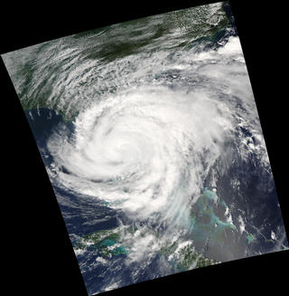 Hurricane Frances on 2004 Sep 05 18:15 UTC.