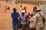 Medics Help Ethiopians - Click for high resolution Photo