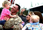 WELCOME HOME DADDY! - Click for high resolution Photo