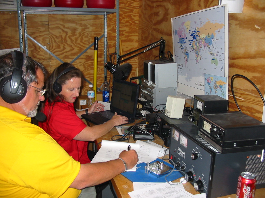 20 meter station - Eric Smitt (K9ES) & Stephanie Phillips (K4MVO)