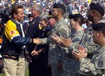 GOVERNOR THANKS TROOPS - Click for high resolution Photo