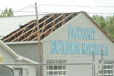 Roof torn off building in Benton, KY