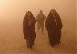 IRAQ SANDSTORM - Click for high resolution Photo