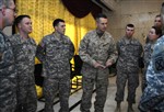 PACE TALKS WITH TROOPS - Click for high resolution Photo
