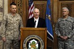 BAGHDAD BRIEFING - Click for high resolution Photo