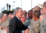 COMMANDER-IN-CHIEF VISIT - Click for high resolution Photo