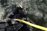 NAVY DIVER - Click for high resolution Photo