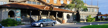 Historic El Tovar Hotel on the South Rim
