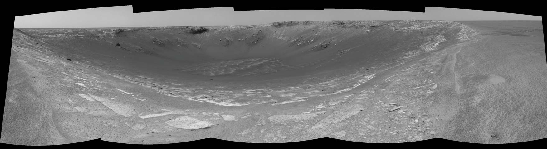 180-degree view from the navigation camera