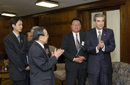 Secy. Gutierrez and Prime Min. Phan Van Khai  discuss matters with delegation and staff