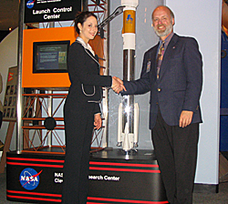 Danitra Donatelli and Jay Reynolds shaking hands