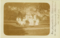 Zur freundlichen Erinnerung an die Rapperswiler Schulreise im Juli 1904. Photographic postcard showing Helen Johns, far right, with schoolmates at Rapperswiler school trip