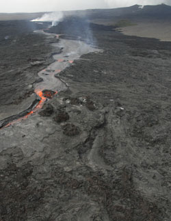 Lava flows in an open channel