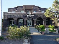 VERKAMP'S INDIAN HANDICRAFT AND SOUVENIR STORE, CONSTRUCTED IN 1905. GRAND CANYON N.P. NPS PHOTO.