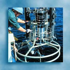 Marine scientist retrieving an integrated water sampler from the continental shelf, see <a href="http://walrus.wr.usgs.gov/">Western Region Coastal and Marine Geology</a>
