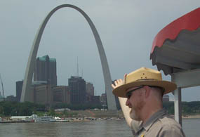 Park Ranger pointing at Gateway Arch from Riverboat