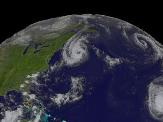 Hurricane Erin off the east coast on 9-11-01.