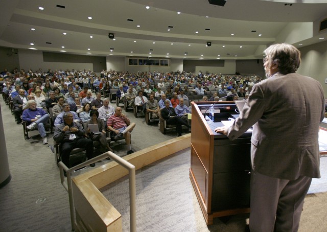 Laboratory Director Mike Anastasio delivered the first all-employee talk from the new National Security Sciences Building Auditorium on Wednesday. He touched on safety and security, lauded individual and programmatic accomplishments and discussed the Lab's budget and other issues in the 90-minute talk.