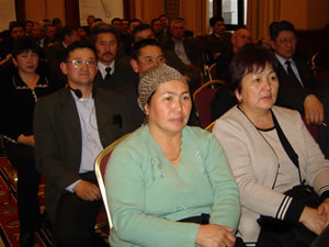 National and local officials, stakeholders, and legislators discussed the use of the Kyrgyz State-owned land reserve