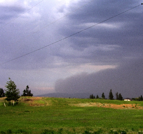 "Nose" of dust storm moving over Spokane