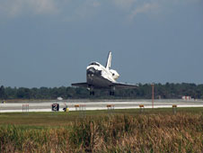 Discovery landing