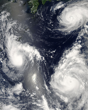 Typhoon Saomai in the Phillipines Sea.