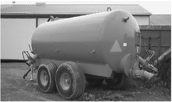 manure storage container