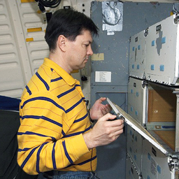 Expedition 17 Flight Engineer Oleg Kononenko