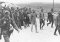 German soldiers guard Soviet prisoners of war ...