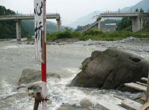 GaoYuan Bridge [photo: Build Change]
