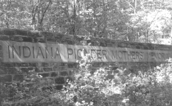 pioneer mothers memorial wall