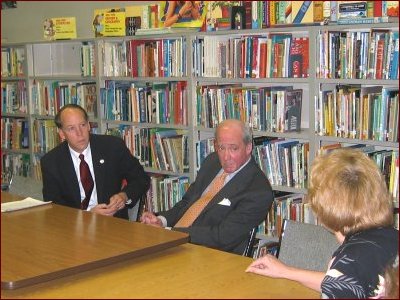 Dr. Hickok and Congressman Walden (R-OR) visit with Washington Elementary School principal and faculty.