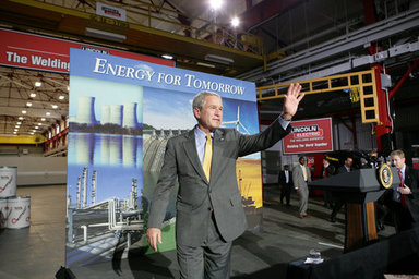 President George W. Bush acknowledges the applause of workers and guests at the conclusion of his address on energy and economic issues Tuesday, July 29, 2008 at the Lincoln Electric Company in Euclid, Ohio. White House photo by Chris Greenberg