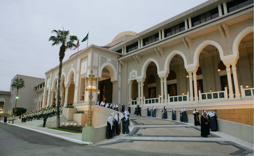 Officials line the steps outside the Guest Palace in Riyadh, Saudi Arabia Monday, Jan. 14, 2008, in anticipation of the arrival of President George W. Bush. White House photo by Chris Greenberg