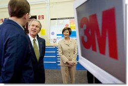 President George W. Bush and Laura Bush tour the 3M Research and Development Laboratory in Maplewood, Minn., Thursday, Feb. 2, 2006.  White House photo by Eric Draper