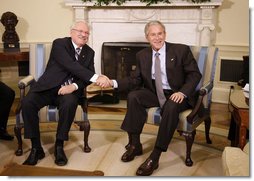 President George W. Bush meets with Slovak Republic President Ivan Gasparovic in the Oval Office Thursday, Oct. 9, 2008, at the White House. White House photo by Eric Draper