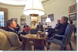 President George W. Bush meets with New York Governor George Pataki, right, and Mayor Michael Bloomberg in the Oval Office Monday, April 1. White House photo by Tina Hager.