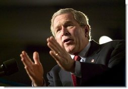 President George W. Bush delivers remarks on the war on terror at the Roswell Convention Center in Roswell, N.M., Thursday, Jan. 22, 2004.  White House photo by Eric Draper