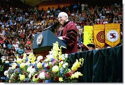 Vice President Dick Cheney congratulates the men and women of the Class of 2004 at the Florida State University Commencement Ceremony in Tallahassee, Fla., Saturday, May 1, 2004.  White House photo by David Bohrer