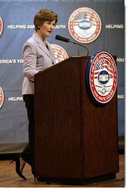 Mrs. Laura Bush delivers her remarks Thursday, April 12, 2007 at the third regional conference on Helping America’s Youth at Tennessee State University in Nashville, Tenn. Mrs. Bush said, “Adults need to become aware of the challenges facing children, and take an active interest in their lives.”  White House photo by Shealah Craighead