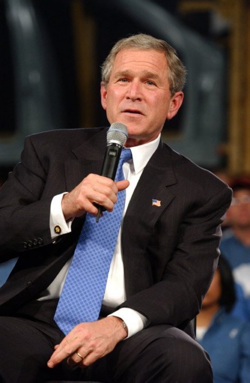 President George W. Bush discusses jobs and the economy with employers and employees at BMW Manufacturing Corporation in Greer, S.C., Monday, Nov. 10, 2003. White House photo by Tina Hager