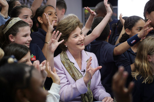 Mrs. Laura Bush and students from Warren-Prescott School in Boston, Mass., wave to students at Carlsbad Caverns National Park, N.M., Tuesday, April 24, 2006, and conclude an electronic field trip. White House photo by Shealah Craighead