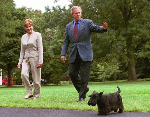 Barney Bush accompanies President George W. Bush and Laura Bush upon their arrival to the White House from Crawford, Texas. White House photo by Joyce Naltchayan