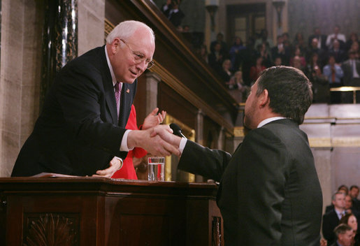 Vice President Dick Cheney welcomes King Abdullah II of Jordan as he arrives to address a Joint Meeting of Congress, Tuesday, March 7, 2007 at the U.S. Capitol. White House photo by David Bohrer