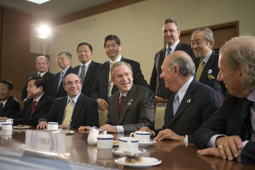 President George W. Bush and fellow APEC leaders participate in a dialogue with members of the APEC Business Advisory Council Friday, Nov. 18, 2005, prior to the opening of the 2005 APEC conference. White House photo by Paul Morse