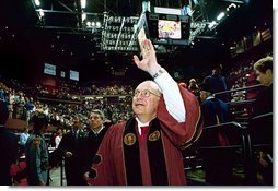 After delivering remarks, Vice President Dick Cheney waves goodbye to those in attendance at the Florida State University Commencement Ceremony in Tallahassee, Fla., Saturday, May 1, 2004.  White House photo by David Bohrer