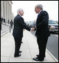 President George W. Bush is welcomed to the Pentagon by U.S. Secretary of Defense Robert Gates Friday, Aug. 31, 2007, at the Pentagon in Arlington, Va., to attend U.S. Department of Defense briefings. White House photo by David Bohrer